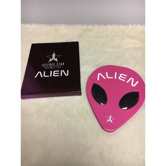 SOLD Jeffree Star Alien Palette - Picture 2 of 8